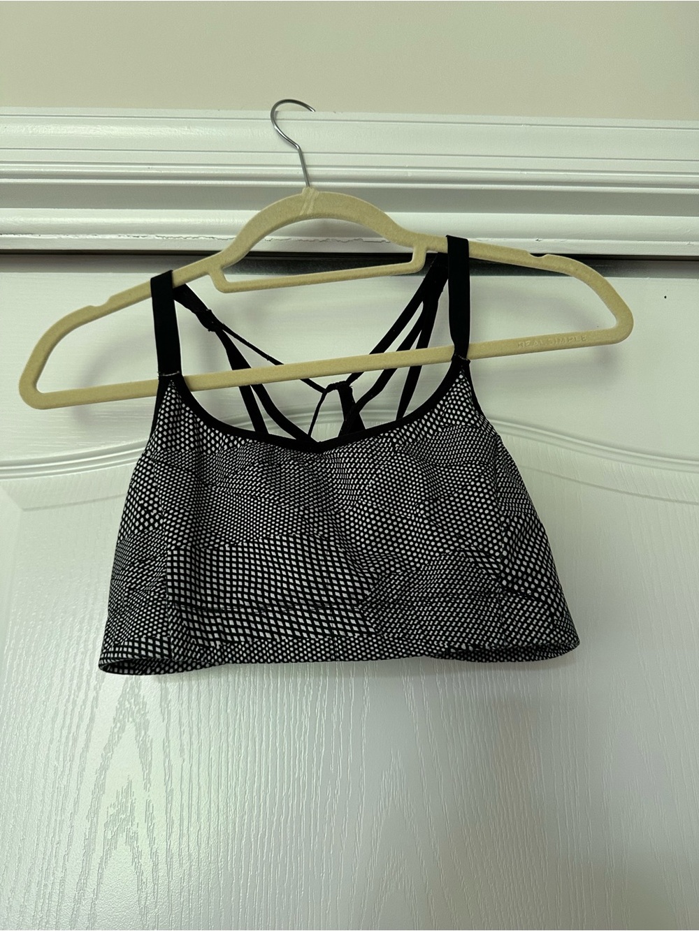 Target Black & White Patterned Strappy Sports Bralette - Women